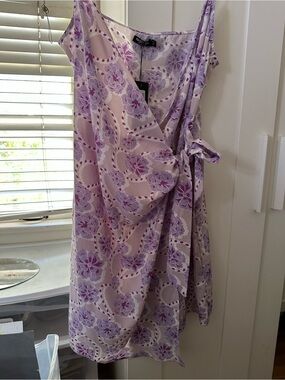 Nasty gal floral lilac wrap dress